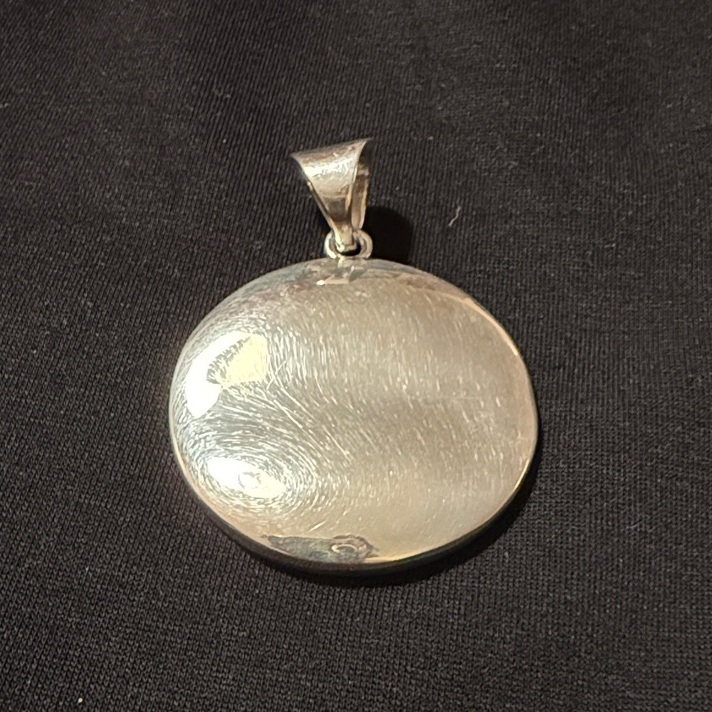 Silpada Shimmering Silver Disc Pendant